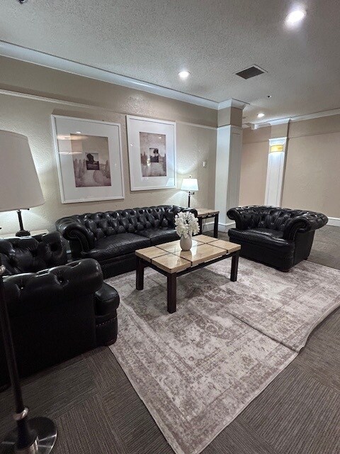 2886 S Circle Dr, Colorado Springs, CO à louer Photo intérieure– Image 1 sur 9