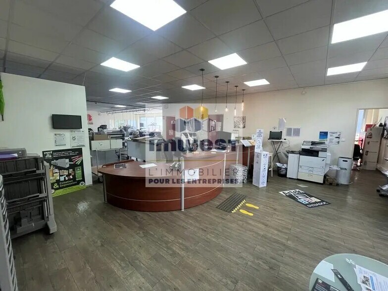 Local d'activités dans Rennes à vendre - Photo de l’immeuble – Image 2 sur 6