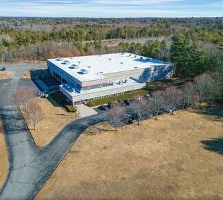 Plus de détails pour 240 Kenneth Welch Dr, Lakeville, MA - Industriel/Logistique à louer