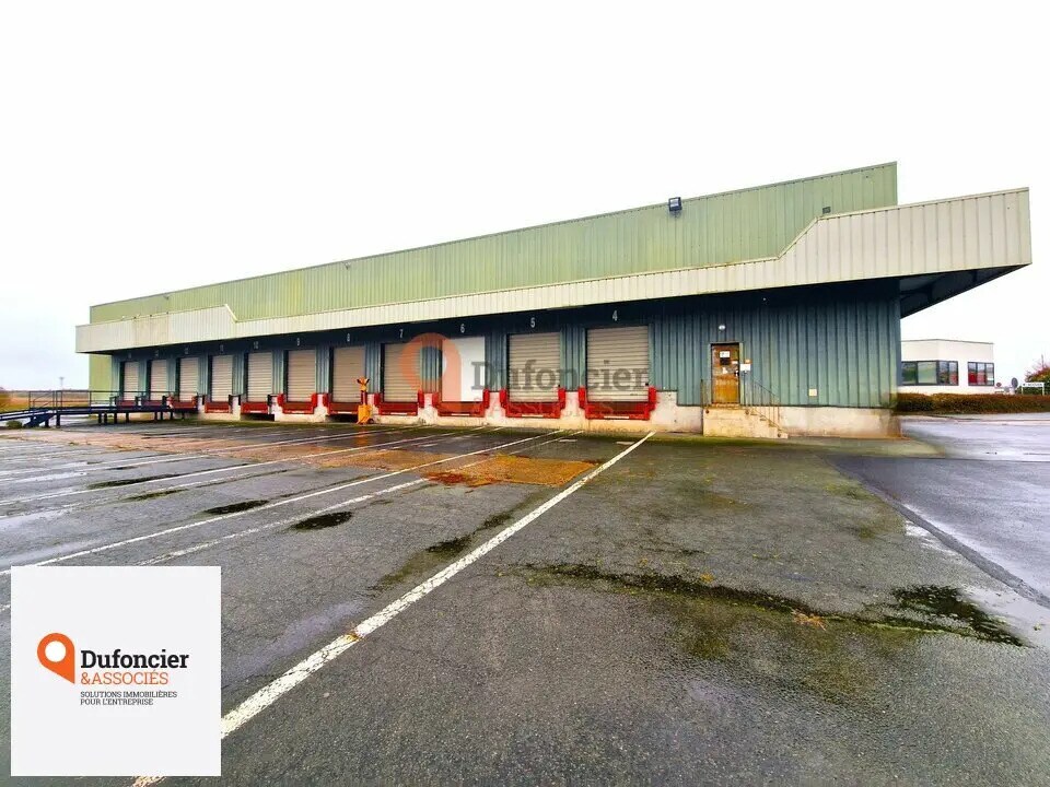 Industriel/Logistique dans Chasseneuil-du-Poitou à vendre Photo principale– Image 1 sur 1