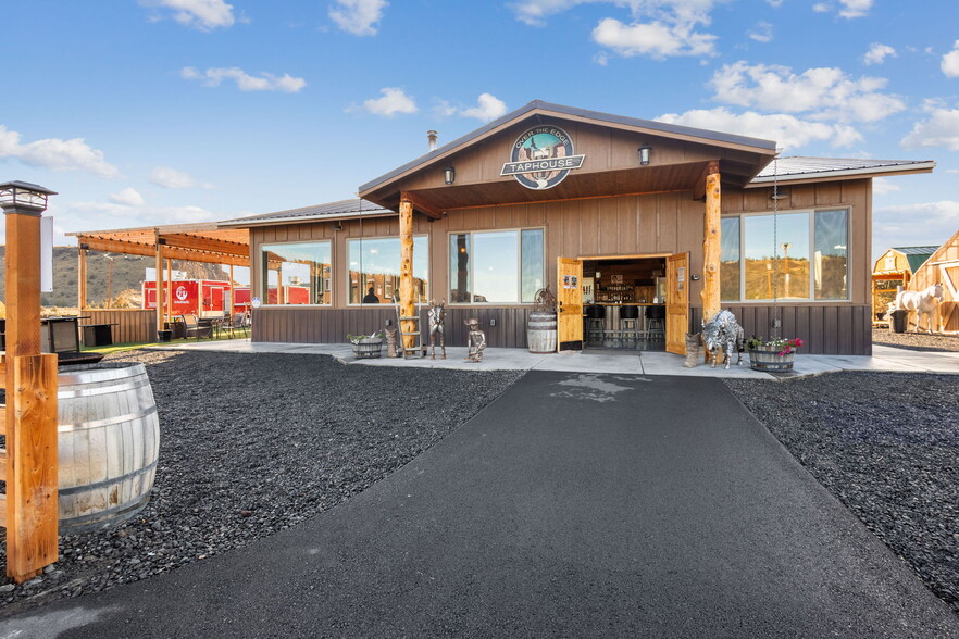 13959 SW Commercial Loop Rd, Crooked River Ranch, OR à vendre - Photo de l’immeuble – Image 2 sur 39