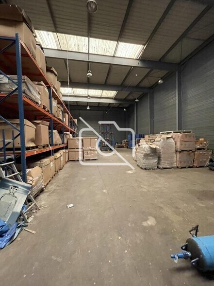 Industriel/Logistique dans Buc à vendre - Photo intérieure – Image 2 sur 6
