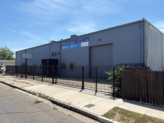 Plus de détails pour 741 S Airport Way, Stockton, CA - Industriel/Logistique à louer