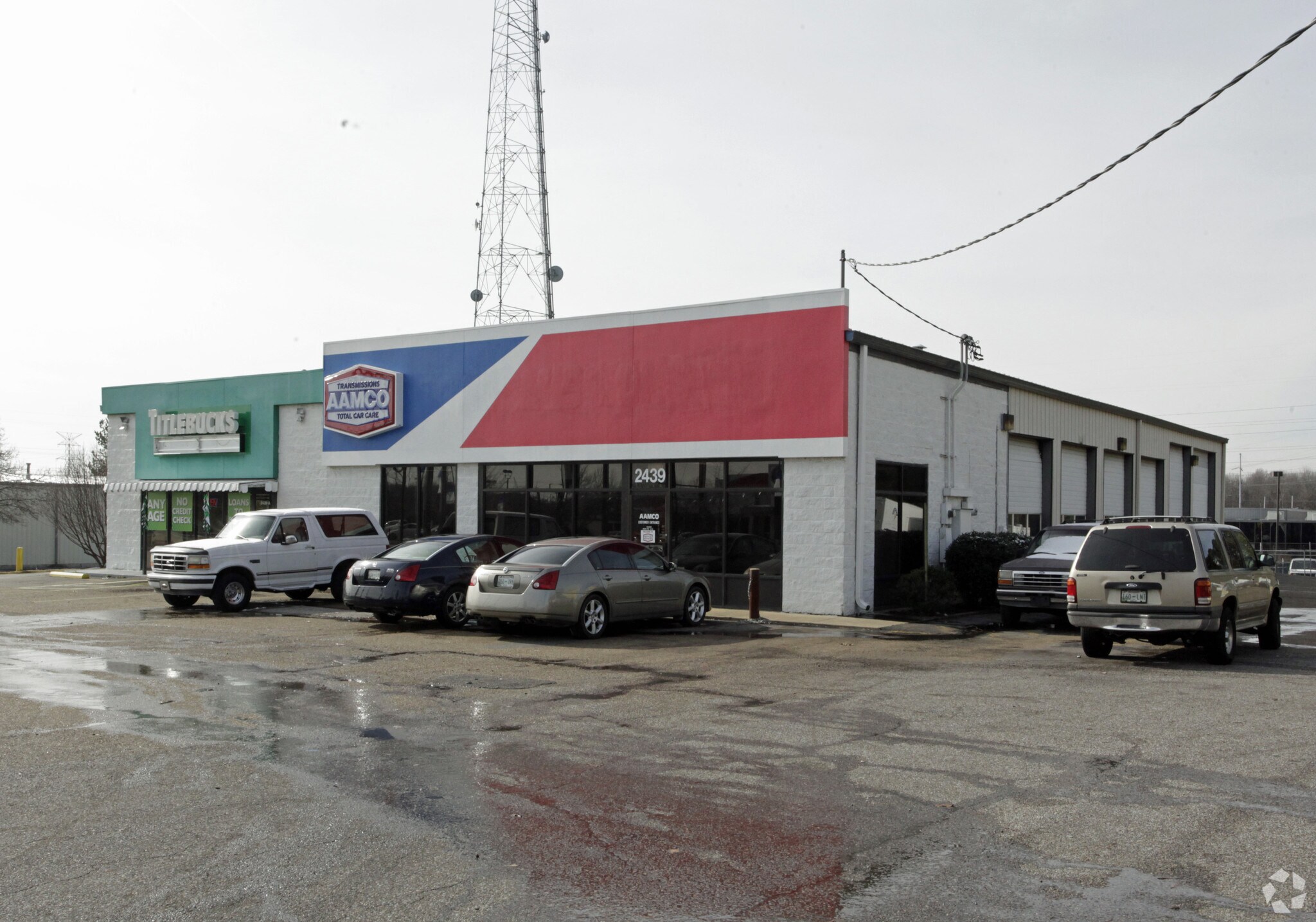 2439 Covington Pike, Memphis, TN à louer Photo principale– Image 1 sur 4