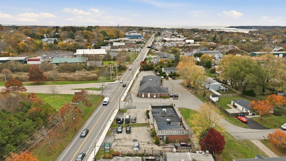 1120 Aquidneck Ave, Middletown, RI à vendre - Photo de l’immeuble – Image 3 sur 35