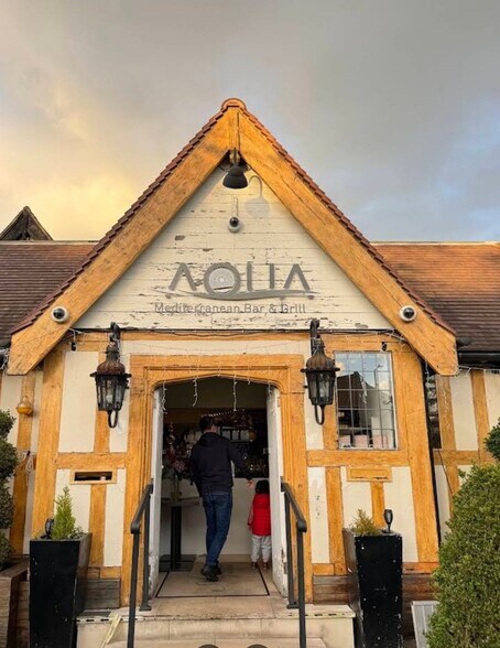 Station Sq, Orpington à louer - Photo de l’immeuble – Image 3 sur 4