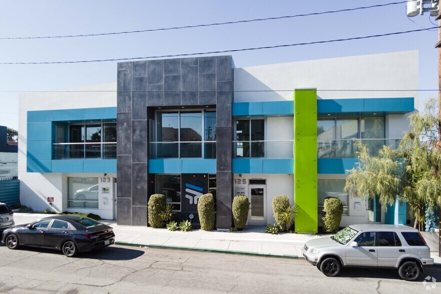 123-127 Lomita St, El Segundo, CA à louer - Photo de l’immeuble – Image 2 sur 5