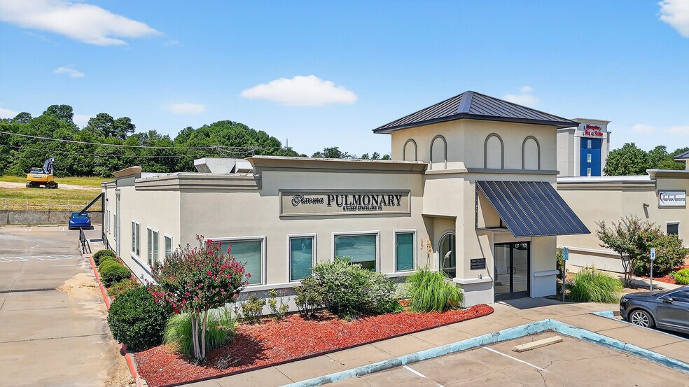 101 S US Highway 75, Denison, TX à louer - Photo de l’immeuble – Image 2 sur 7