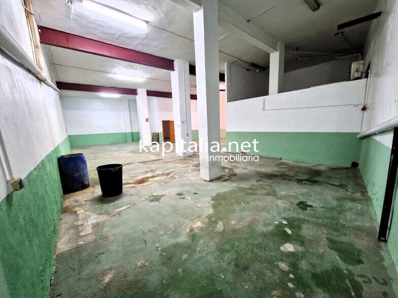 Industriel/Logistique dans L'Olleria, Valencia à vendre - Photo de l’immeuble – Image 3 sur 14