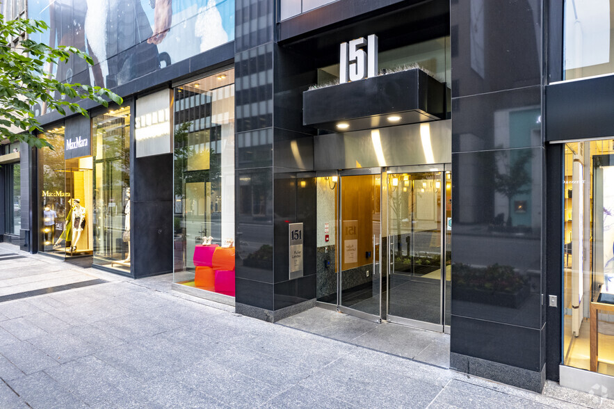 151 Bloor St W, Toronto, ON à louer - Photo de l’immeuble – Image 3 sur 4