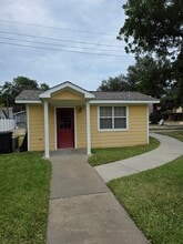 5702 4th St, Katy, TX à louer Photo intérieure– Image 1 sur 6