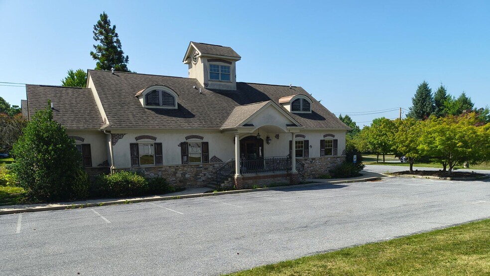 3839 Easton Ave, Bethlehem, PA à vendre - Photo de l’immeuble – Image 3 sur 13