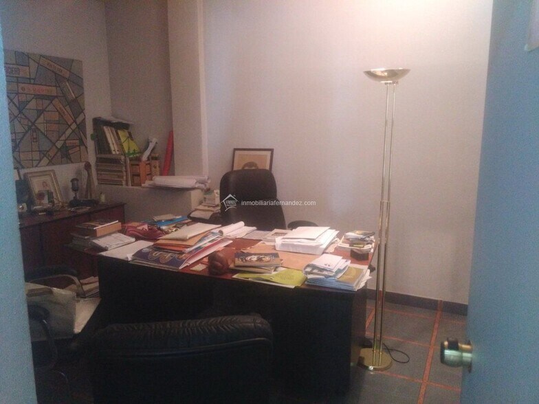 Local commercial dans Cáceres, Cáceres à louer - Photo de l’immeuble – Image 3 sur 10