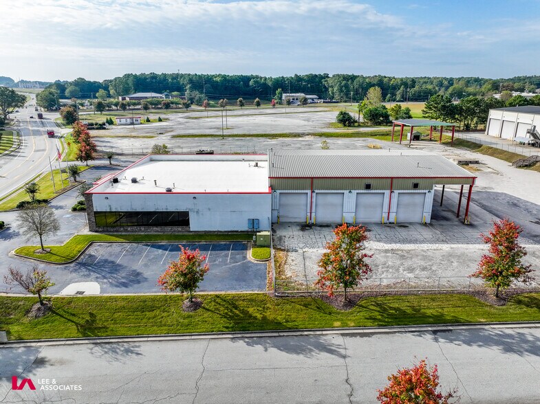 540 Hosea Rd, Lawrenceville, GA à louer - Photo de l’immeuble – Image 3 sur 6