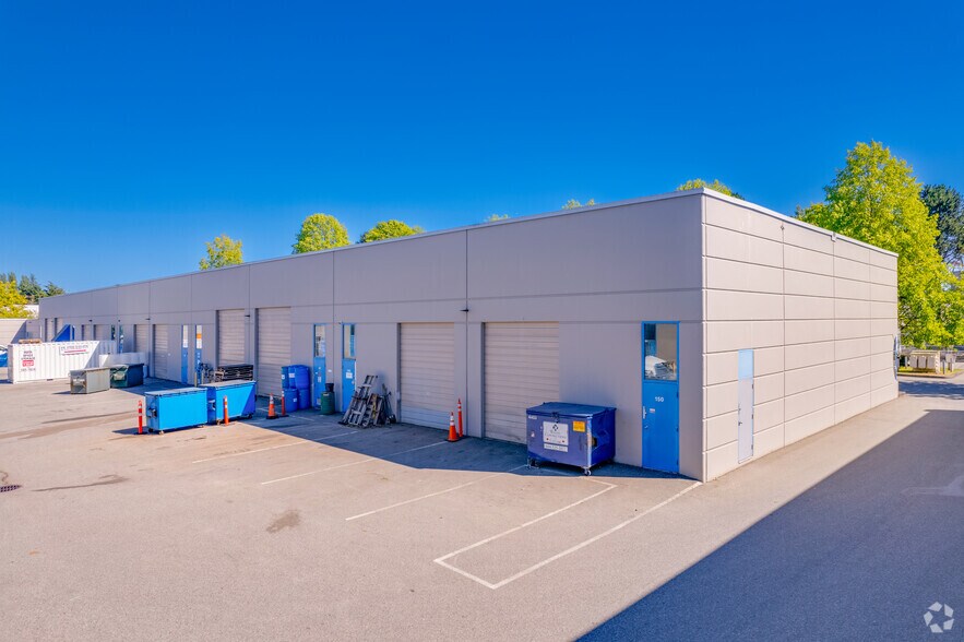 12051 Horseshoe Way, Richmond, BC à louer - Photo de l’immeuble – Image 3 sur 5