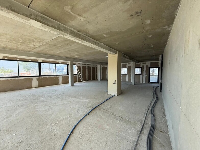 333 Avenue Marcel Paul (Rd 63), La Seyne-sur-Mer à vendre - Photo intérieure – Image 1 sur 6