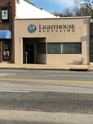 Plus de détails pour 911 Montgomery Ave, Narberth, PA - Local commercial à vendre