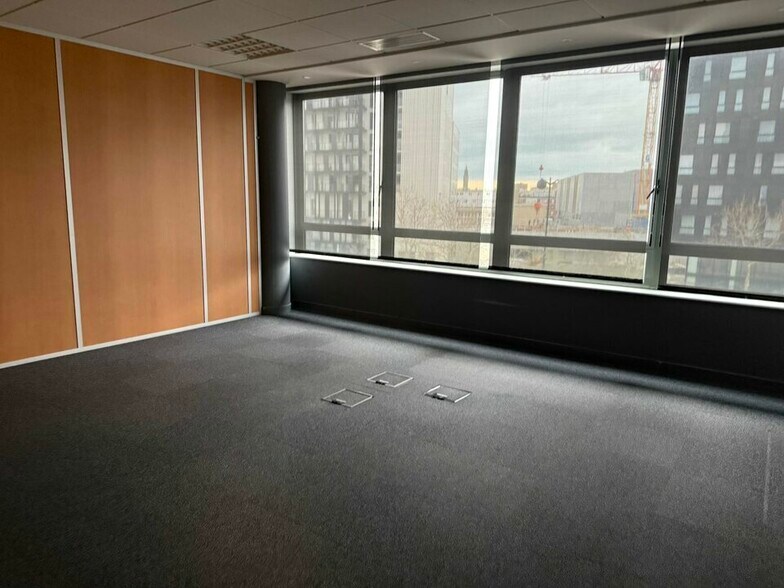 Local commercial dans Le Havre à louer - Photo intérieure – Image 2 sur 25