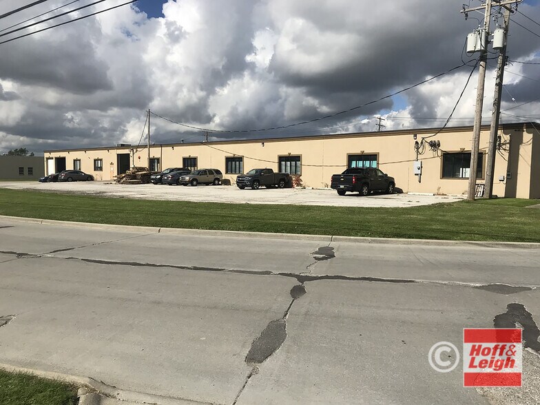 14501 Industrial Ave, Maple Heights, OH à louer - Photo de l’immeuble – Image 2 sur 28