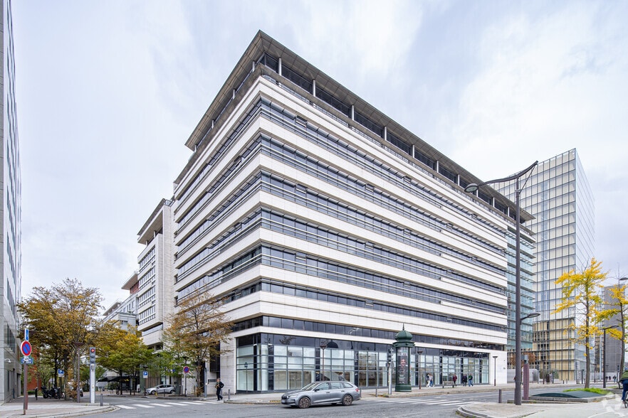 174-180 Avenue De France, Paris à louer - Photo de l’immeuble – Image 2 sur 3