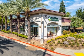 Plus de détails pour 230 Blue Ravine Rd, Folsom, CA - Médical à louer