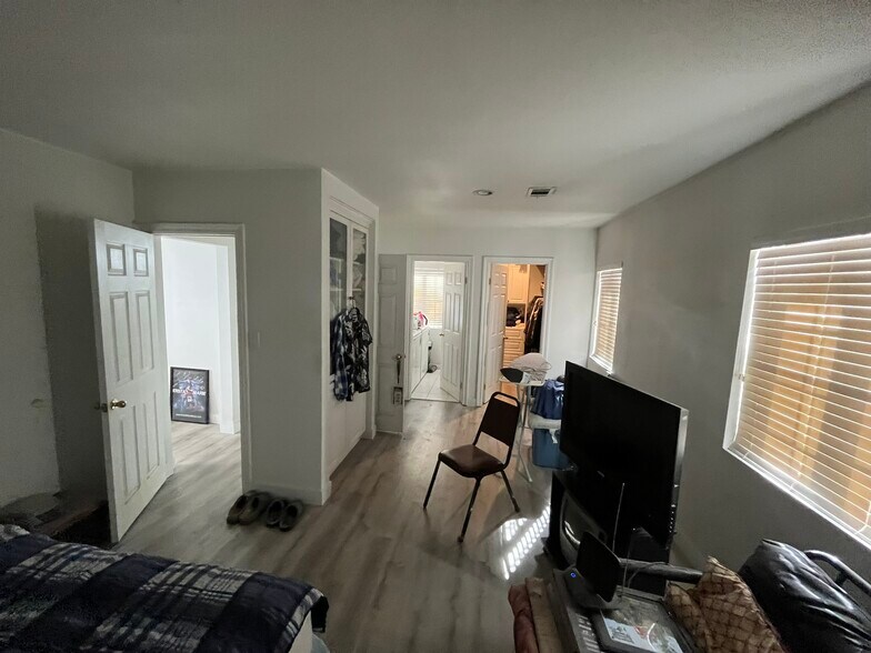 10825 Silicon Ave, Montclair, CA à vendre - Photo de l’immeuble – Image 2 sur 33