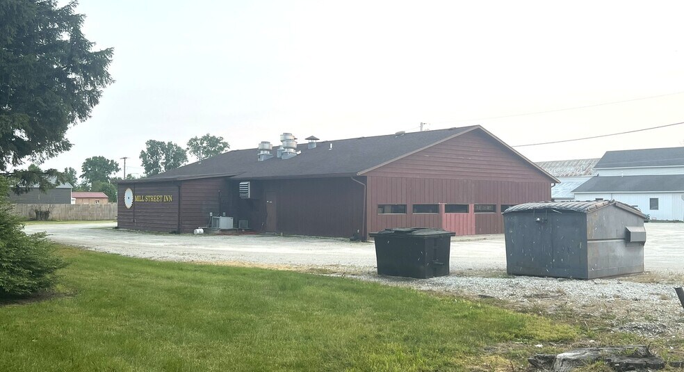 200 S Main St, Gaston, IN à vendre - Photo de l’immeuble – Image 2 sur 12