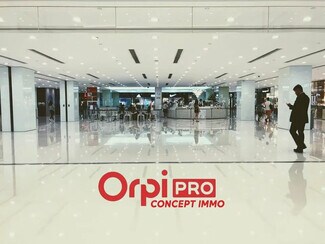 Plus de détails pour Local commercial à louer