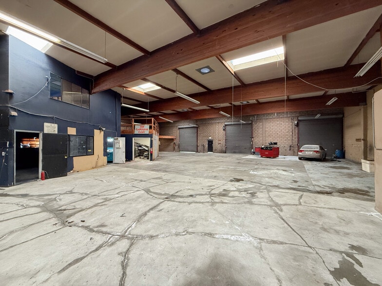 301 Barneveld Ave, San Francisco, CA à vendre - Photo de l’immeuble – Image 2 sur 7