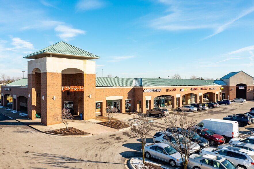 47610-47830 Grand River Ave, Novi, MI à louer - Photo de l’immeuble – Image 3 sur 8