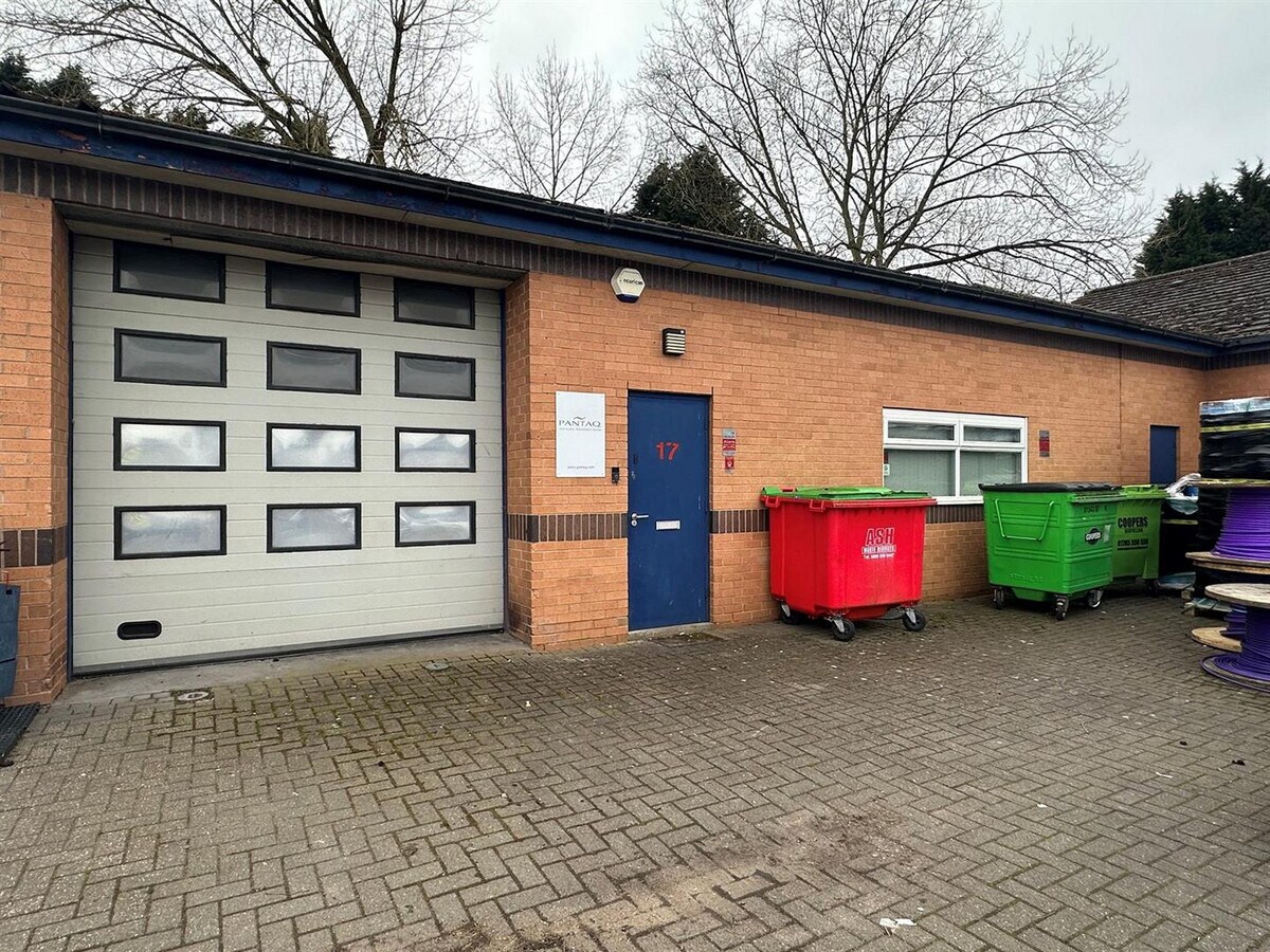 Wheelhouse Rd, Rugeley à louer Photo de l’immeuble– Image 1 sur 4