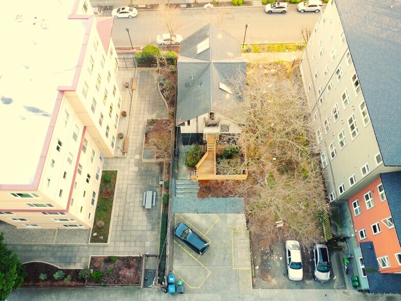 417 Minor Ave N, Seattle, WA à vendre - Photo de l’immeuble – Image 3 sur 5