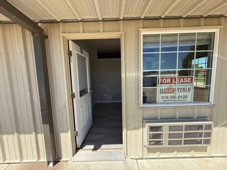 5204 Jacquelyn Ln, Bartlesville, OK à louer - Photo de l’immeuble – Image 2 sur 12