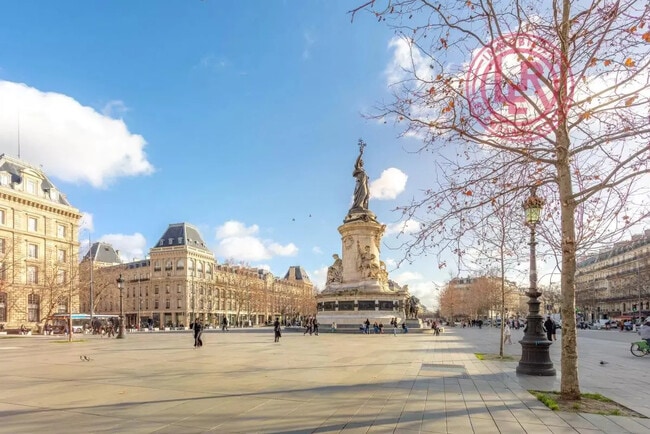 Plus de détails pour Local commercial à vendre