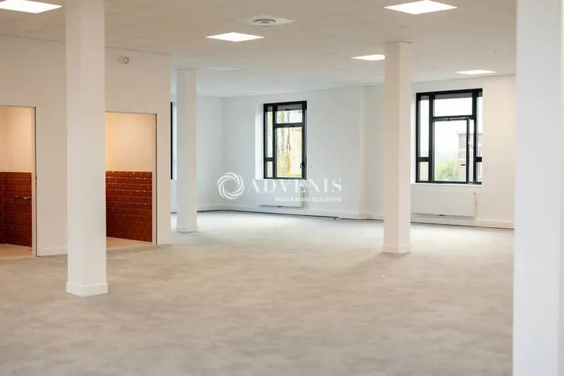 Bureau dans Saint-André-lez-Lille à louer - Photo intérieure – Image 2 sur 6