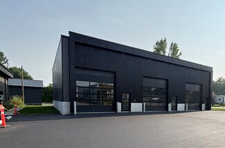Plus de détails pour 14-18 Rang S, Saint-thomas, QC - Local commercial à louer