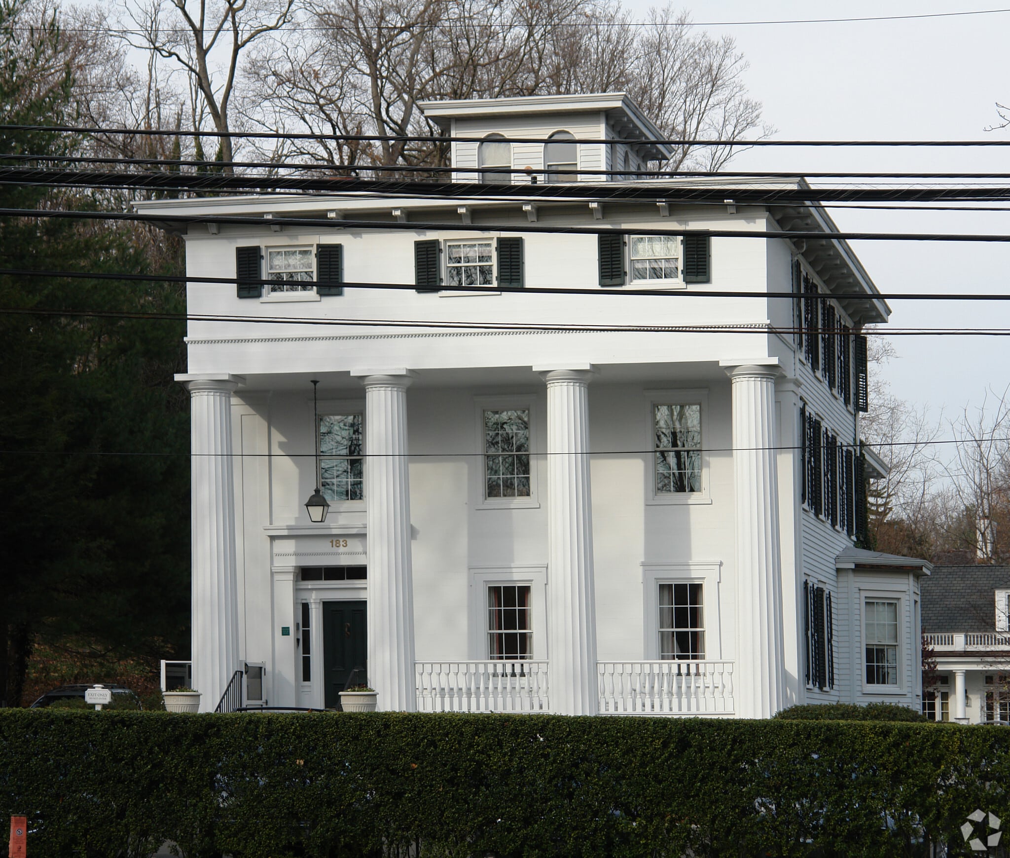 183 E Putnam Ave, Greenwich, CT à vendre Photo principale– Image 1 sur 15