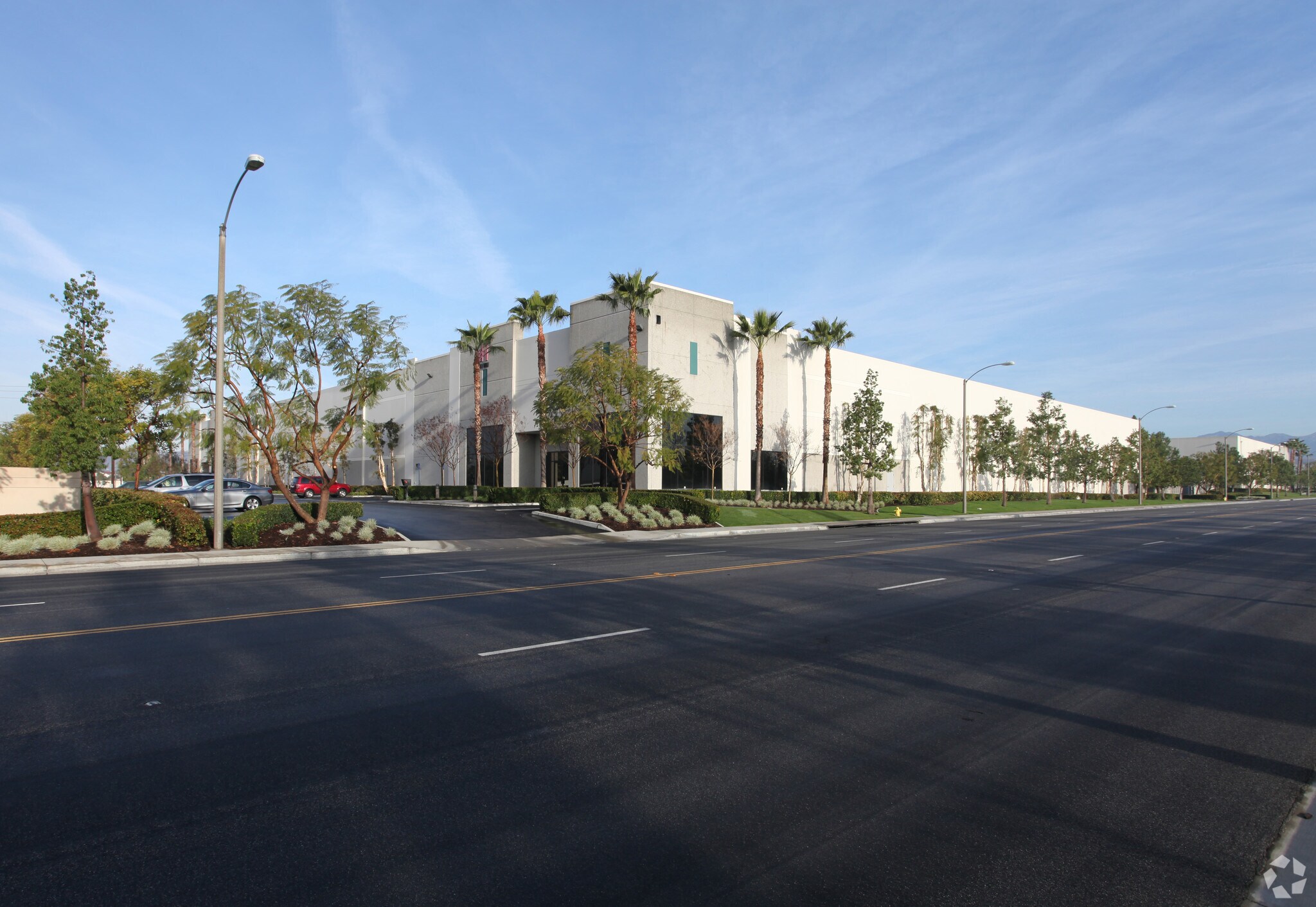 168-188 Brea Canyon Rd, City Of Industry, CA à louer Photo de l’immeuble– Image 1 sur 7