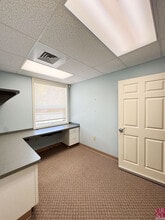 625 Clark Ave, Bristol, CT à louer Photo intérieure– Image 1 sur 17