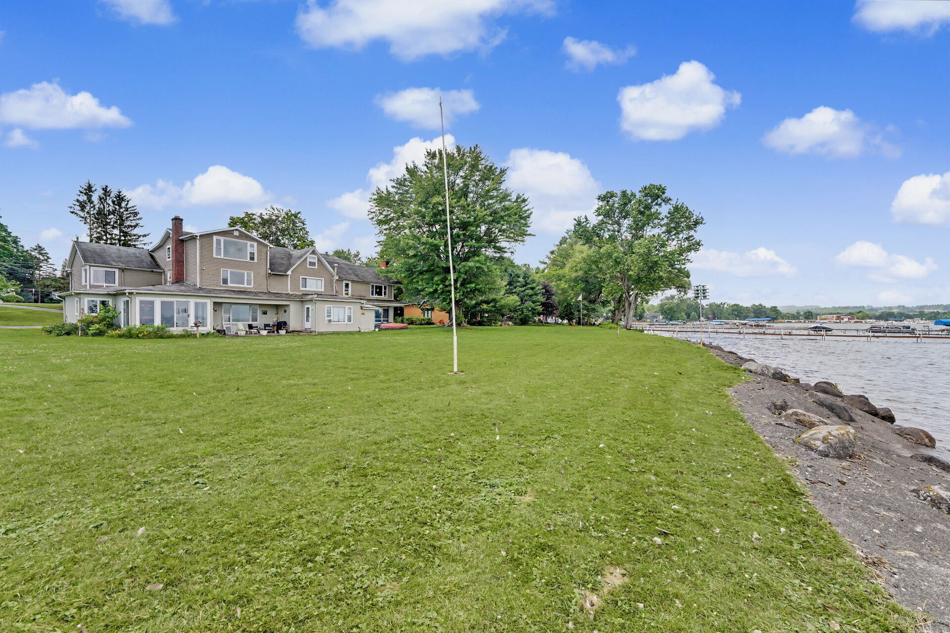 4344 W Summit St, Lakewood, NY à vendre Photo principale– Image 1 sur 14