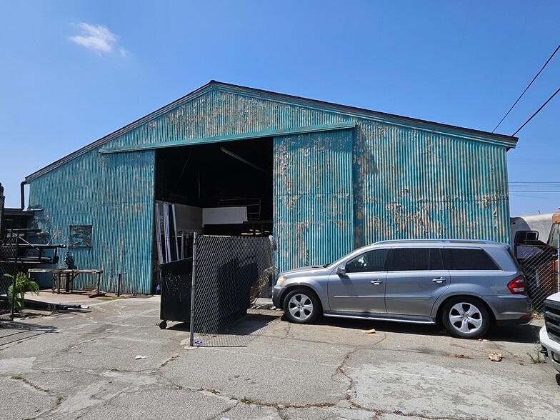 10600-10624 Hawthorne Blvd, Lennox, CA à vendre - Photo de l’immeuble – Image 3 sur 15