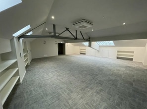 Bureau dans Lyon à louer Photo intérieure– Image 1 sur 5
