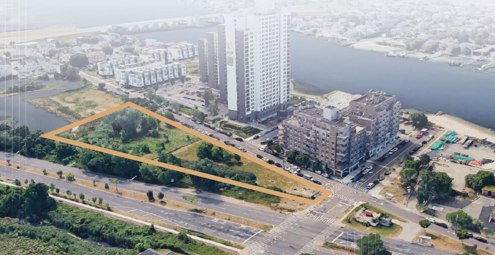 815 Seagirt Ave, Far Rockaway, NY à louer - Photo de l’immeuble – Image 2 sur 5