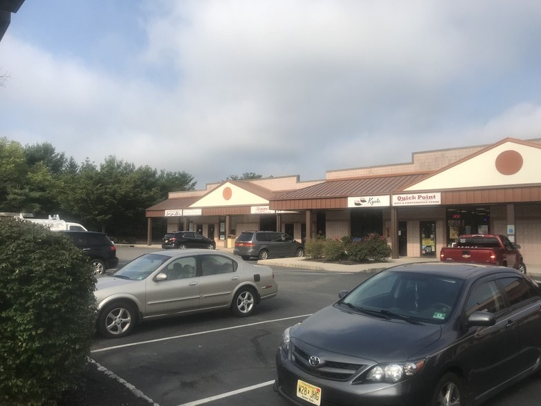 8 Reading Rd, Flemington, NJ à louer - Autre – Image 3 sur 20