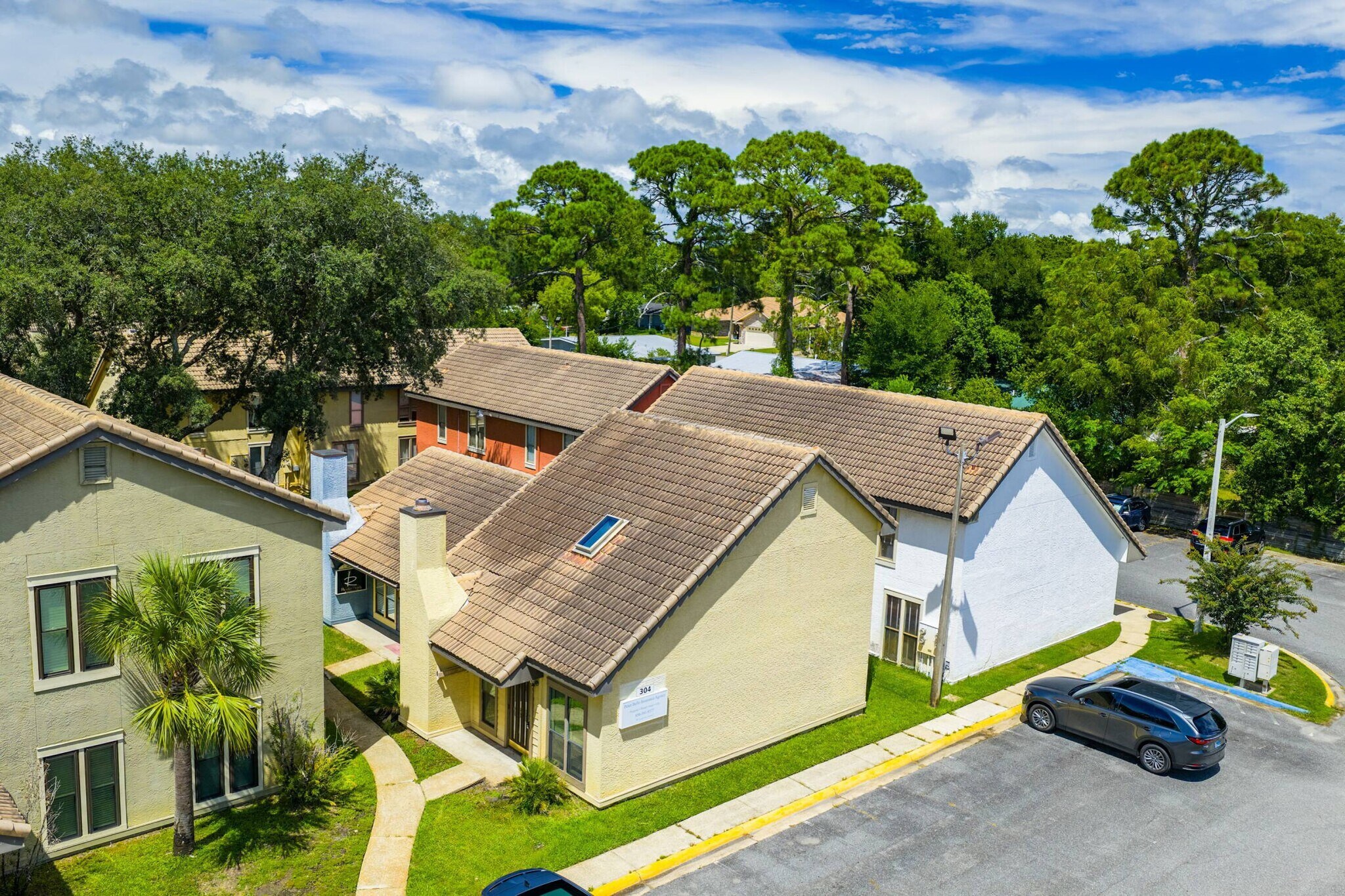 151 Mary Esther Blvd, Mary Esther, FL à louer Photo de l’immeuble– Image 1 sur 11