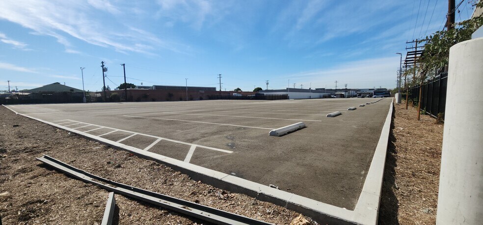 12122 Woodruff Ave, Downey, CA à vendre - Photo de l’immeuble – Image 3 sur 13