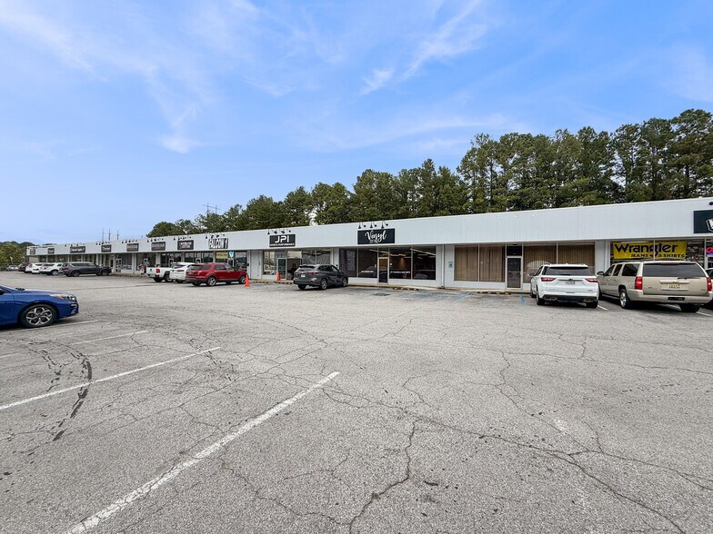 200-240 McFarland Blvd, Northport, AL à louer - Photo de l’immeuble – Image 1 sur 12