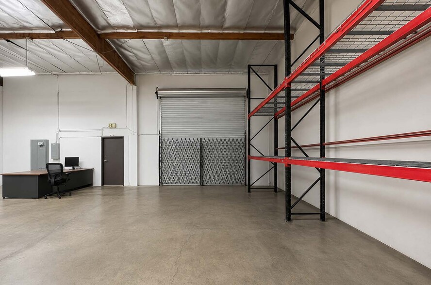 16750 Hale Ave, Irvine, CA à louer - Photo intérieure – Image 2 sur 5