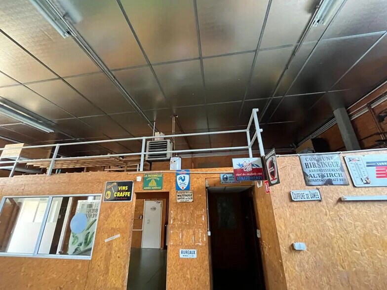 Local d'activités dans Offemont à vendre - Photo de l’immeuble – Image 3 sur 8