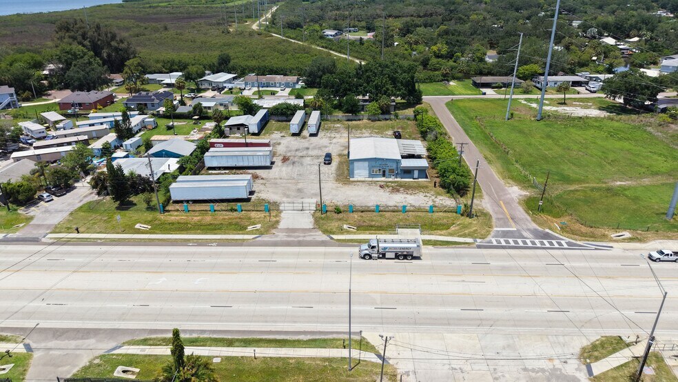 4138 Causeway Blvd, Tampa, FL à louer - Photo de l’immeuble – Image 3 sur 12